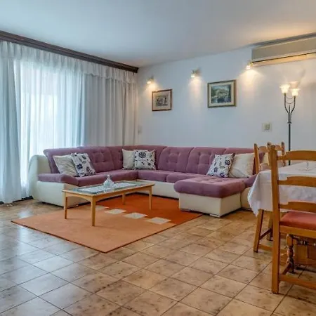 Apartments Marjan